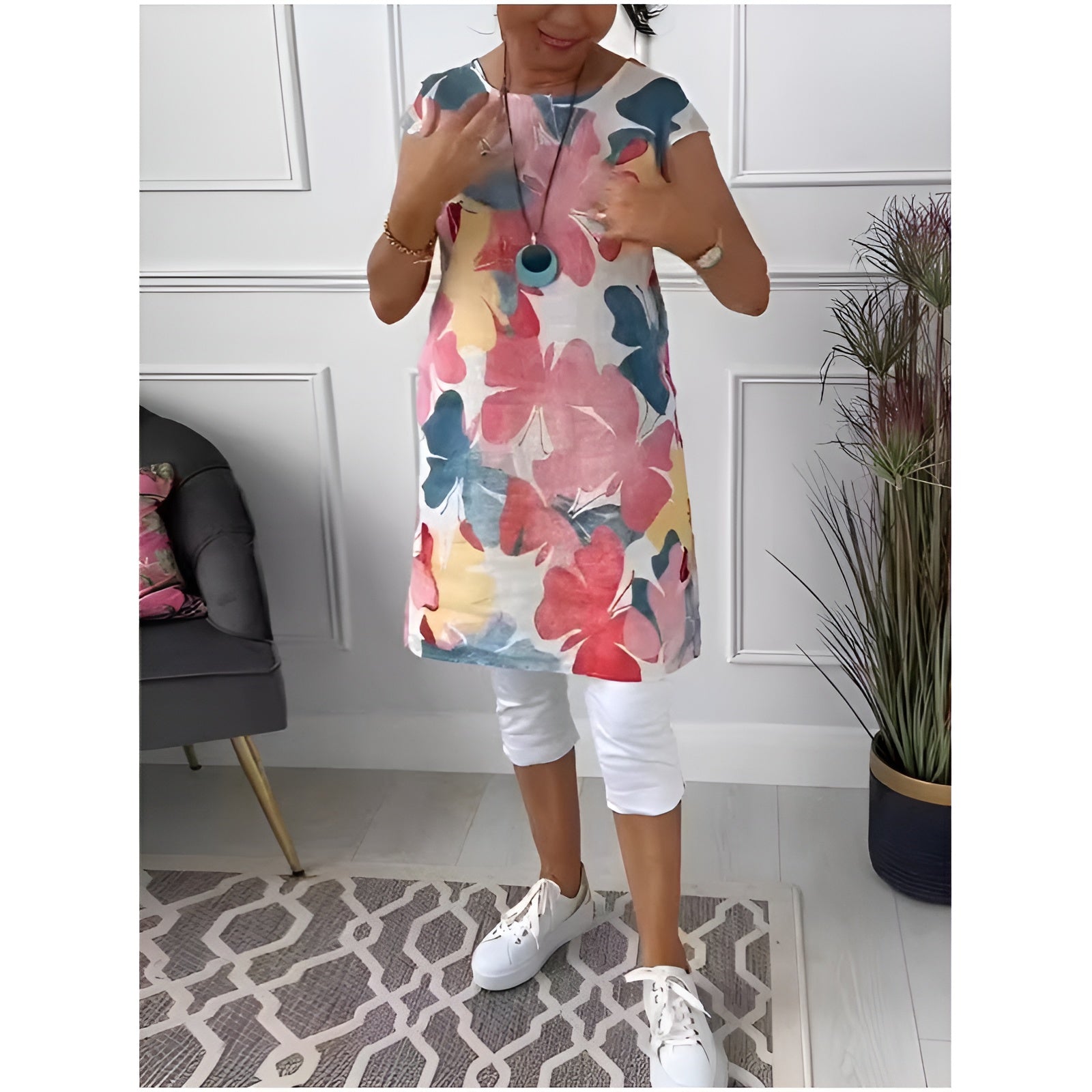 Mailin™ | Løs Tunika-Kjole med Floral Touch