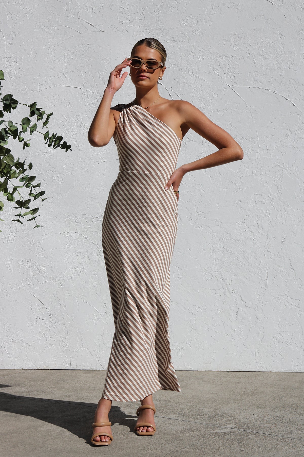Rocia™ | Sommerkjole med striper og elegant preg