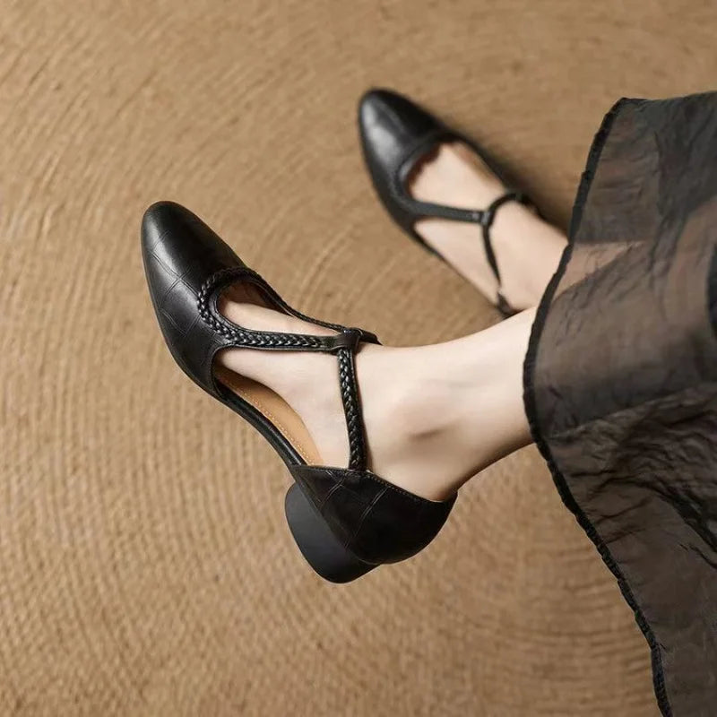 Aveline™ | Bevora T-Strap Sandalet