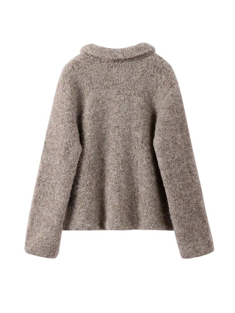 Aveline™ | Caroline