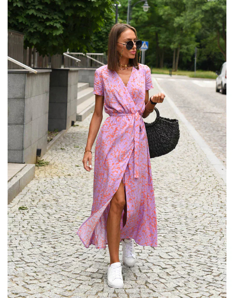 Suzanne - Elegant kjole med V-hals