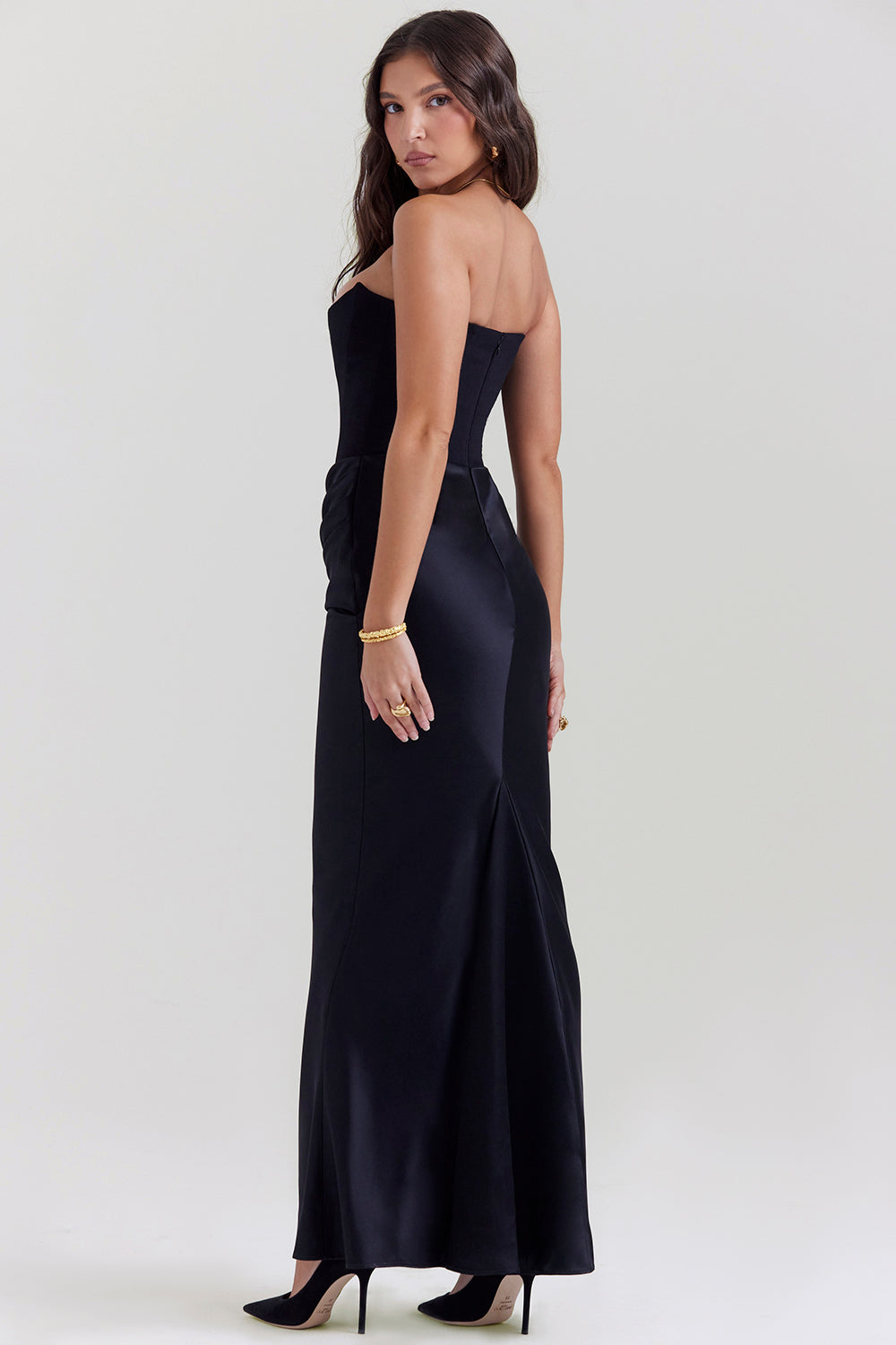 Madison™ | Satinkjole med timeglass-silhuett